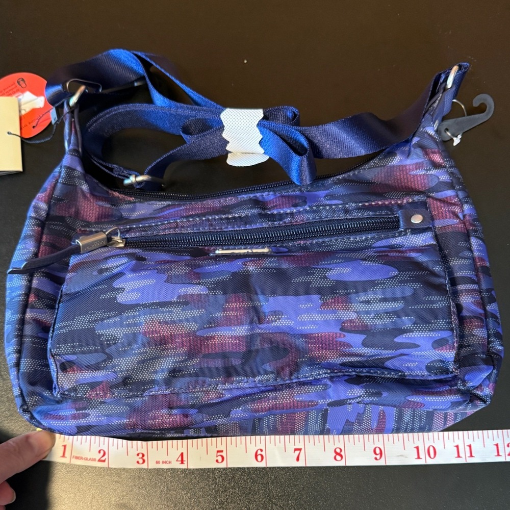 Baggallini Out and About Bagg Purple Blue Camo Cross Body Bag + RFID Wristlet - Picture 9 of 12